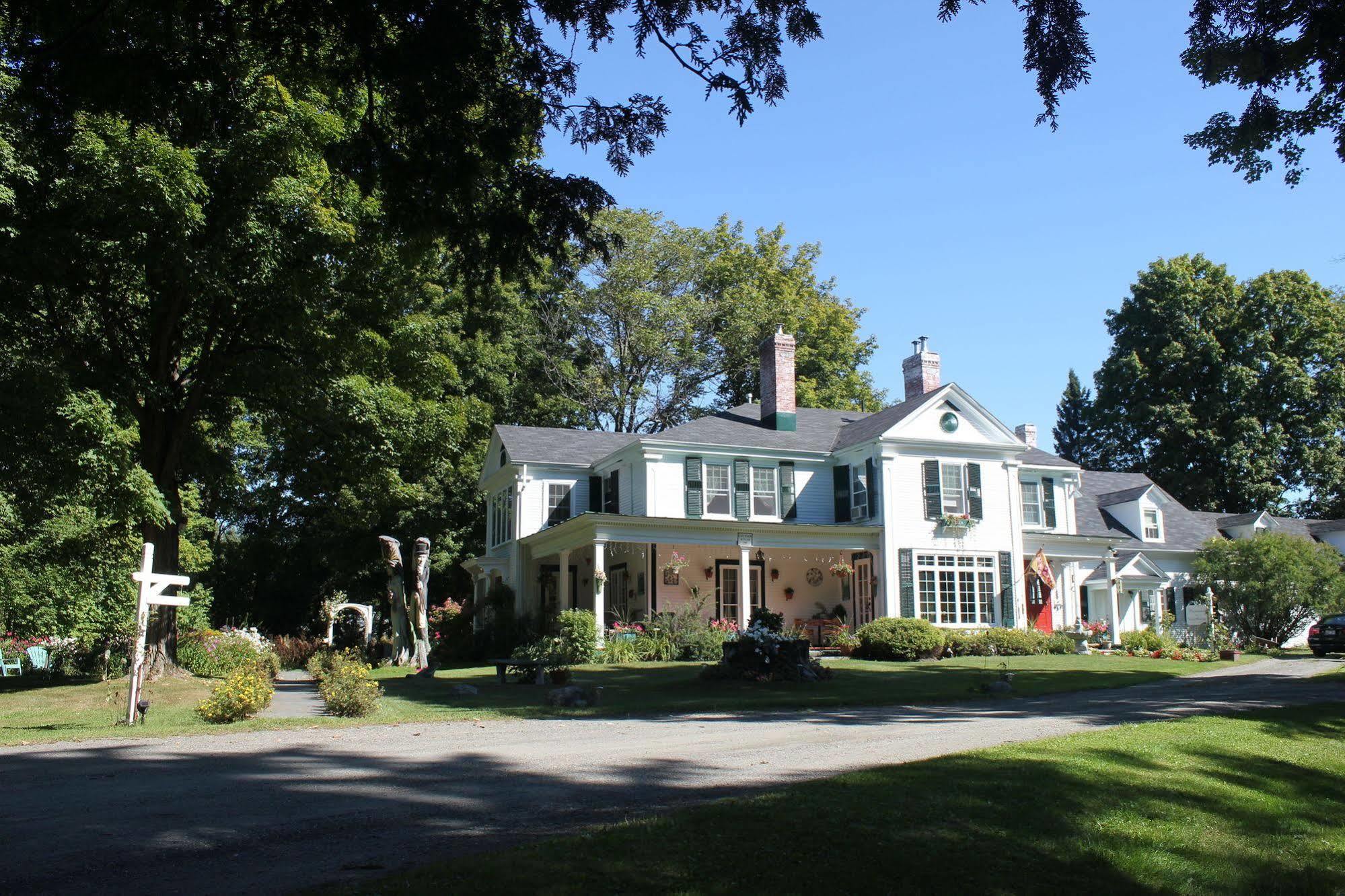 Bed and Breakfast Domaine Les Boises Lee Farm S.A Stanstead Екстер'єр фото