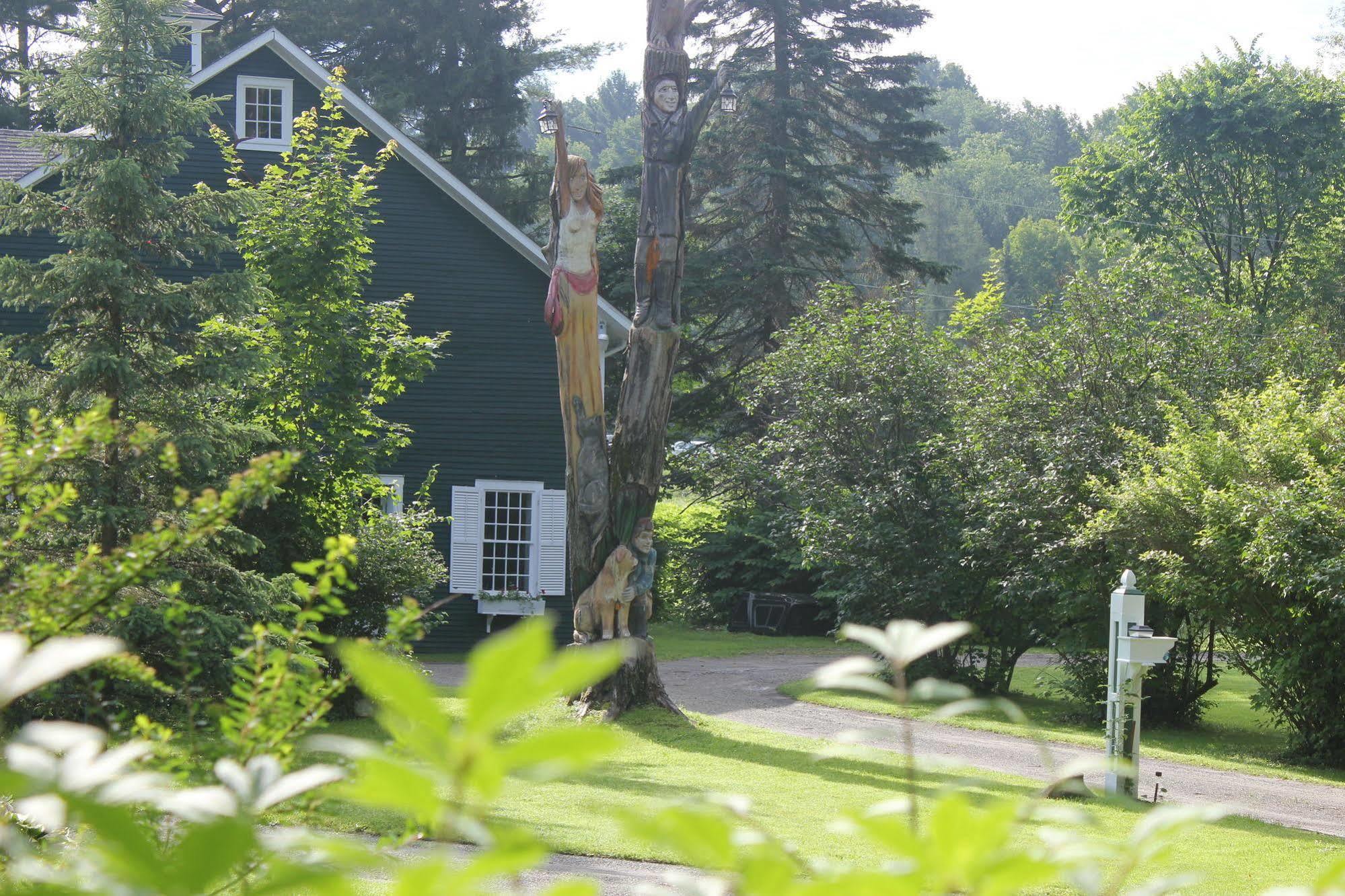 Bed and Breakfast Domaine Les Boises Lee Farm S.A Stanstead Екстер'єр фото