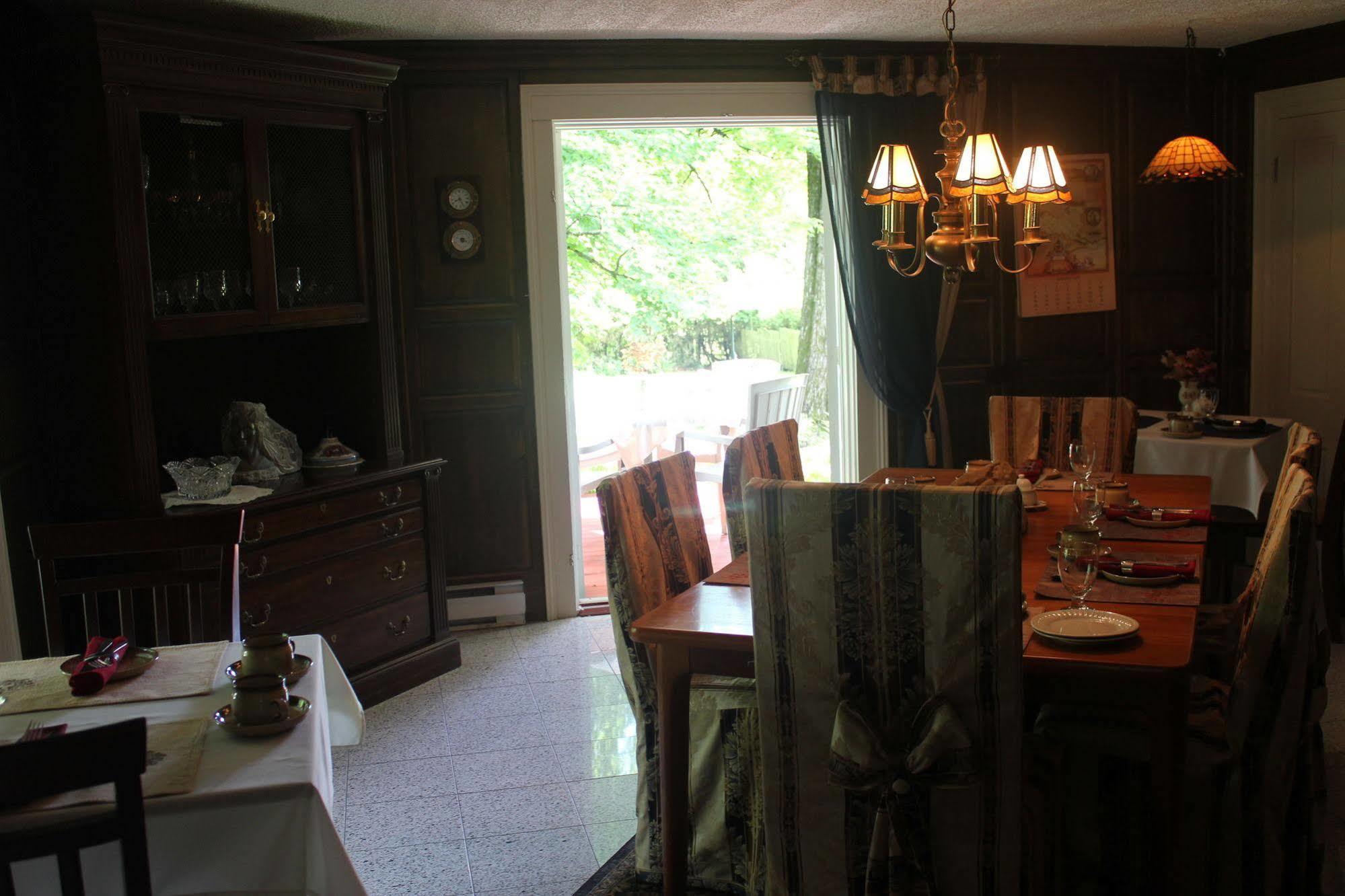 Bed and Breakfast Domaine Les Boises Lee Farm S.A Stanstead Екстер'єр фото